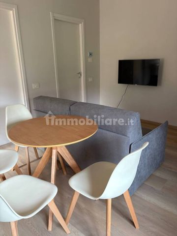 Mansarda piazza Monsignor dall'Orto 1, Centro, Monforte d'Alba - Photo 3