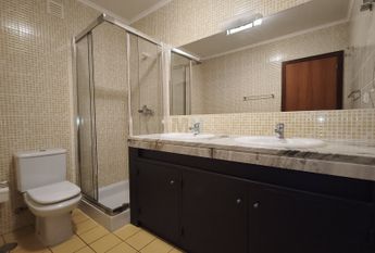 Apartamento T5 em Coimbra