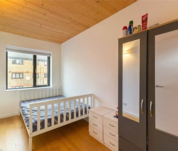 Chobham Road, London, E15 flat to rent - Photo 3