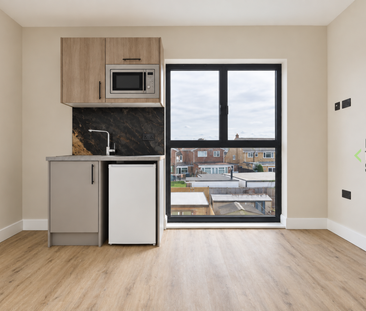 Studio to rent - Photo 1