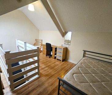 3 bedroom maisonette to rent - Photo 4