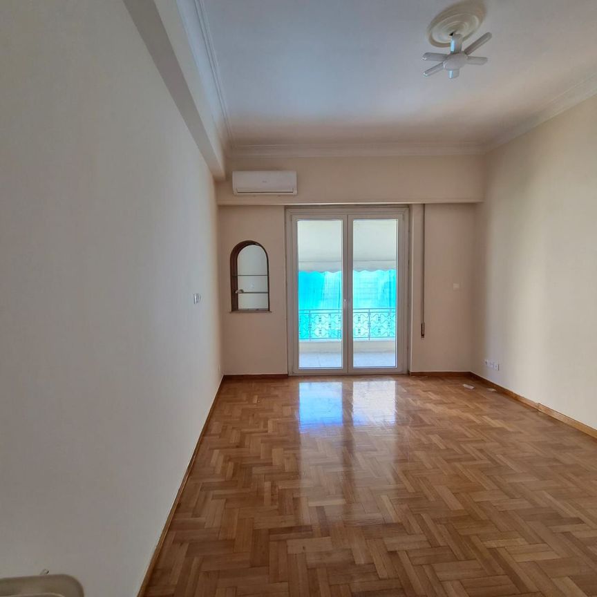 Διαμέρισμα για ενοικίαση - Ιστορικό Κέντρο, - Photo 1