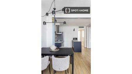 2 room luxury Flat for rent in Barcelona, Catalonia - Photo 5