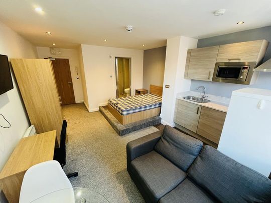 Studio to rent - Photo 1