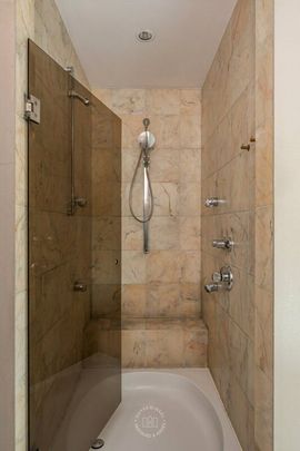 Sfeervolle Landelijke Villa met prachtige tuin en weide - Photo 1