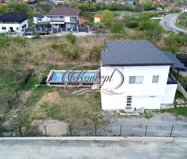 Casa individuala in Dezmir cu panorama spre aeroport - Photo 5