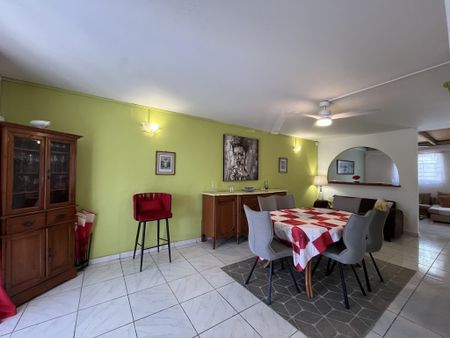 Maison quatre pièces aux coeur des Abymes - Photo 4