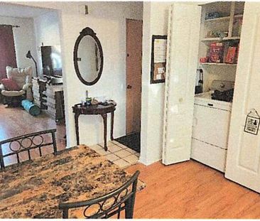 4 1/2 à louer - 1025$ chauffé, eau chaude, balcon et remise - Photo 1