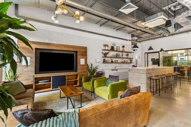 Loft Studio - Photo 1