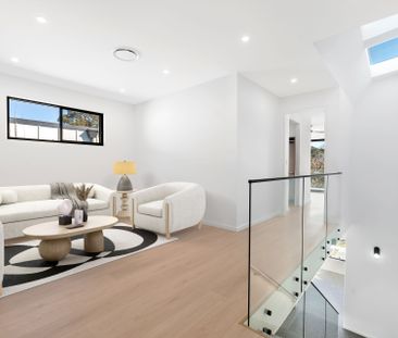 Luxury Duplex Living with Grand Proportions in the Heart of Ryde - Photo 2