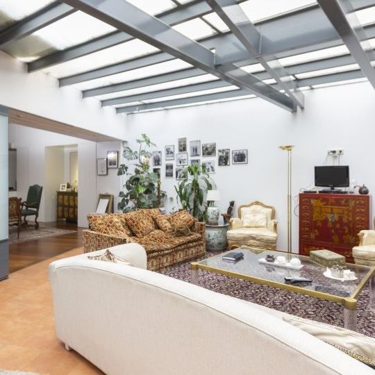 madrid, Community of Madrid 28013 - Photo 1