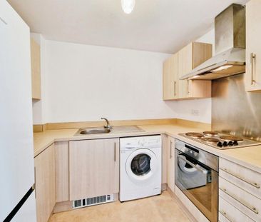 2 bedroom apartment to rent - Photo 6
