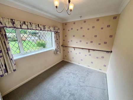 2 bedroom detached bungalow to rent - Photo 3