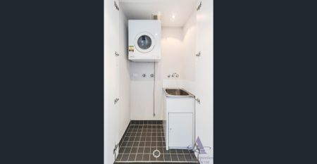 Spacious 1 bedroom apartment in Chippendale - Photo 4