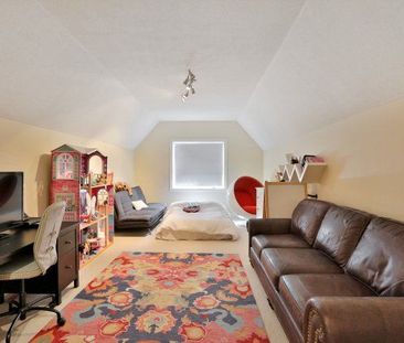 For Lease - 263 Princess Royal Court, Oakville, Ontario - Photo 1