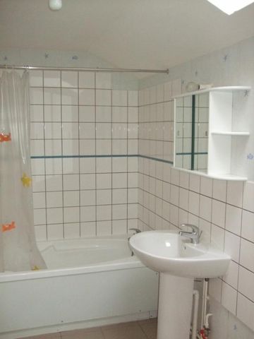 Location Maison 6 pièces 90m² ST NABORD 88200 - Photo 3