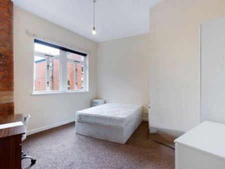 6 bedroom apartment to rent - Photo 4