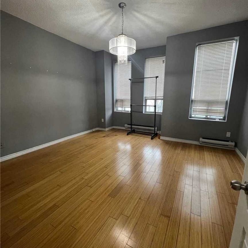 For Lease - 678 Bathurst Street Unit# 2, Toronto, Ontario - Photo 1