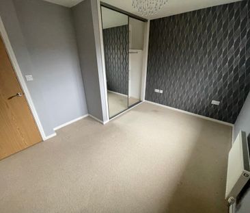 Chaise Meadow, Lymm - Photo 2