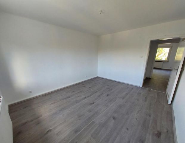 2,5 - Zimmer Wohnung frisch renoviert in ruhiger Wohnlage - Photo 1