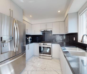 For Lease - 426 Herridge Circle, Newmarket, Ontario - Photo 6