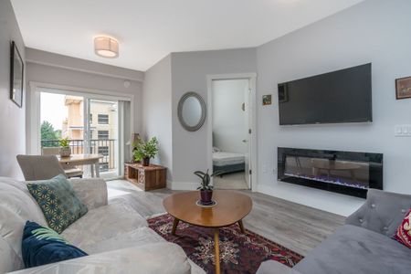 Stylish Condo - Photo 4