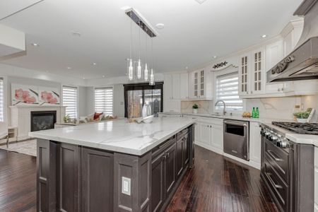 For Lease - 2 Gervais Drive, Brampton, Ontario - Photo 4