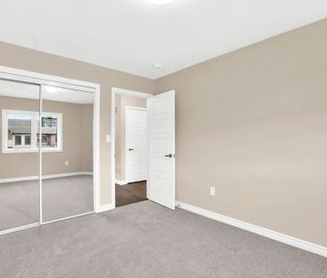 For Lease - 42 Sun Haven Lane, Thorold, Ontario - Photo 6