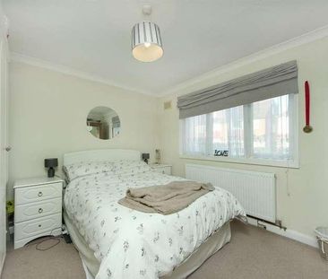 Glencairn Drive, W5 - Photo 4