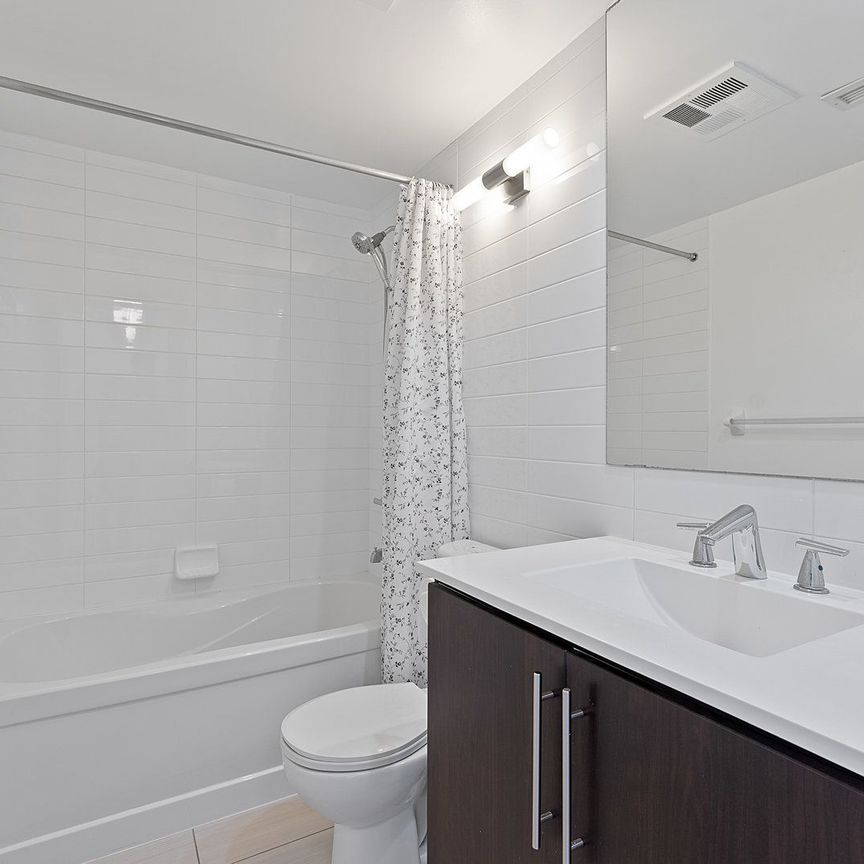For Lease - 28 Linden Street Unit# 2804, Toronto, Ontario - Photo 1
