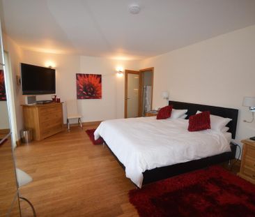 3 bedroom detached house to rent - Photo 4