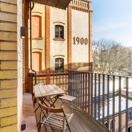 Authentic Factory Living - Photo 3