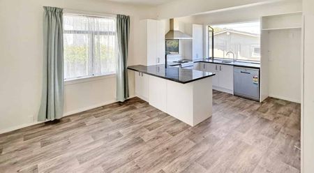 GONVILLE - 3 BEDROOMS - Photo 3