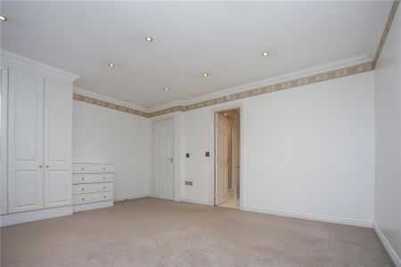 5 bedroom detached house to rent - Photo 5