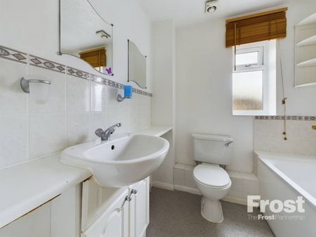 Palace Close, Slough, Berkshire,SL1 - Photo 5