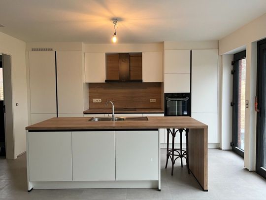 Twee moderne nieuwbouwwoningen met luxe afwerking! - Photo 1