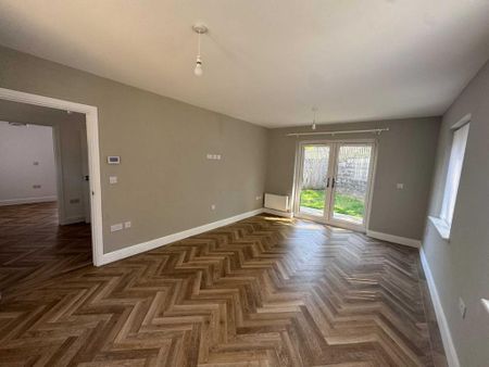 3 bedroom detached house to rent - Photo 2