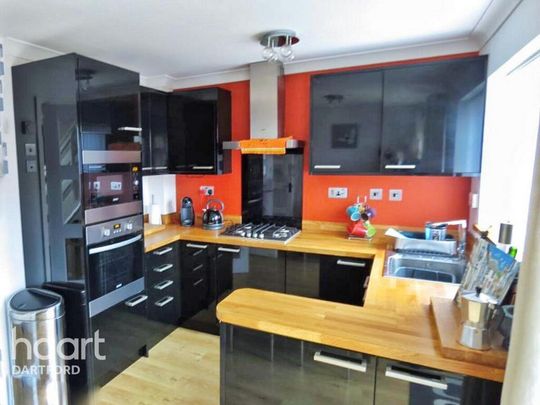 3 bedroom terraced house to rent - Photo 1