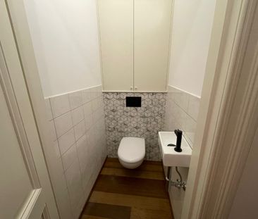 Heel mooi gerenoveerd appartement met twee slaapkamers. Tijdens de ... - Photo 6