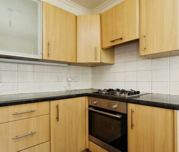 Lingfield Walk, Leeds - Photo 1