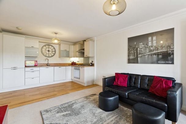 2 bedroom apartment to rent - Photo 1