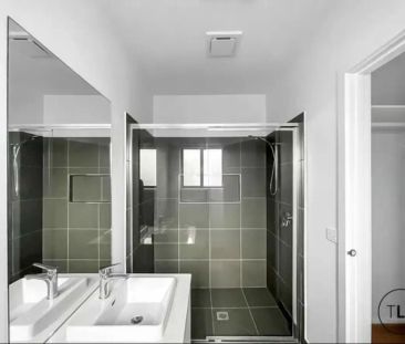 “Nearly New Family Home” - Photo 4