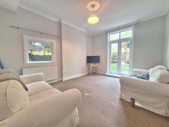 2 bedroom maisonette to rent - Photo 1
