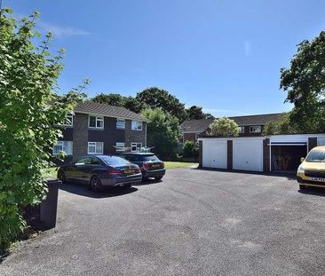 Poplar Court, Montagu Road, Highcliffe, Dorset, BH23 - Photo 5