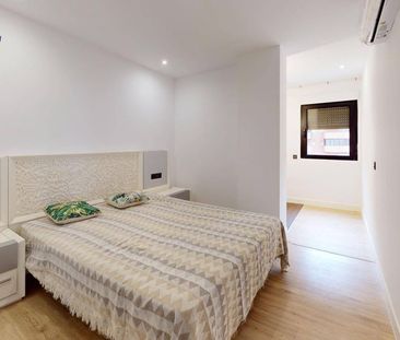 2 room luxury Flat for rent in Málaga, Spain - Photo 4
