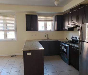 For Lease - 11 Shiff Crescent, Brampton, Ontario - Photo 5