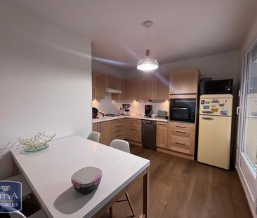 Location Appartement 4 pièces 86m² NEUVILLE SUR SAONE 69250 - Photo 4