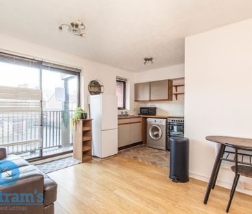 Studio for Rent - Photo 2