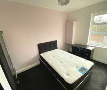 Blandford Road, Salford - Photo 1