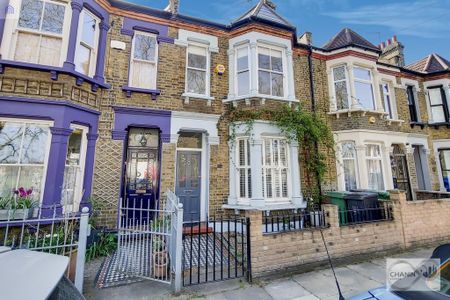 1 bedroom in a house share to rent - Photo 3